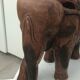 Tabouret éléphant en bois sculpté polychromie
