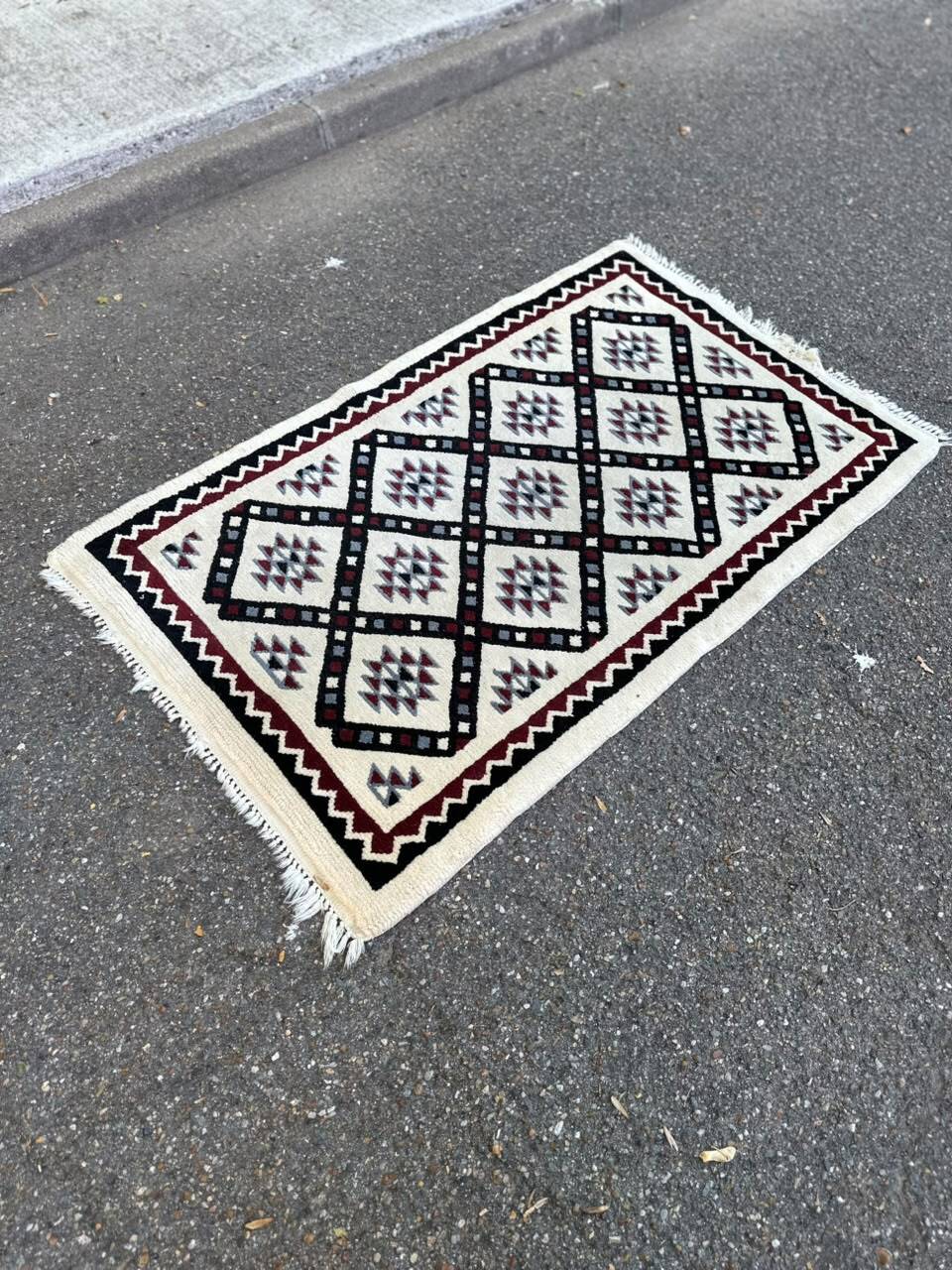 Pair of hand-knotted Berber Persian rugs in wool 81x131 cm
