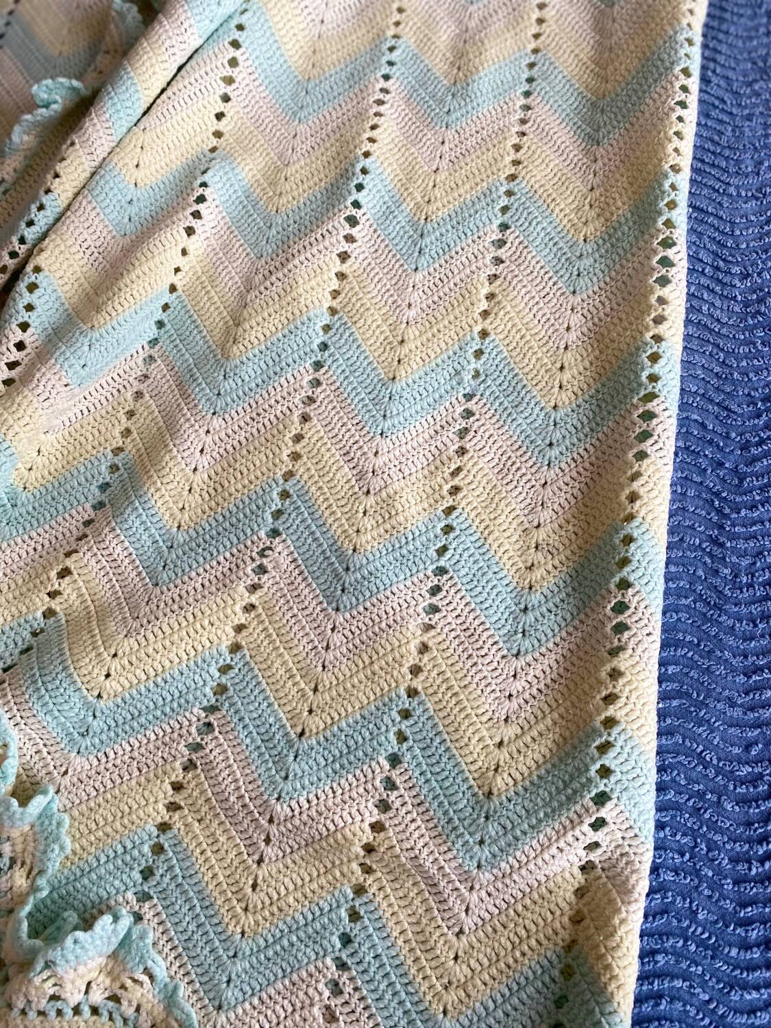 Couvre lit fait main