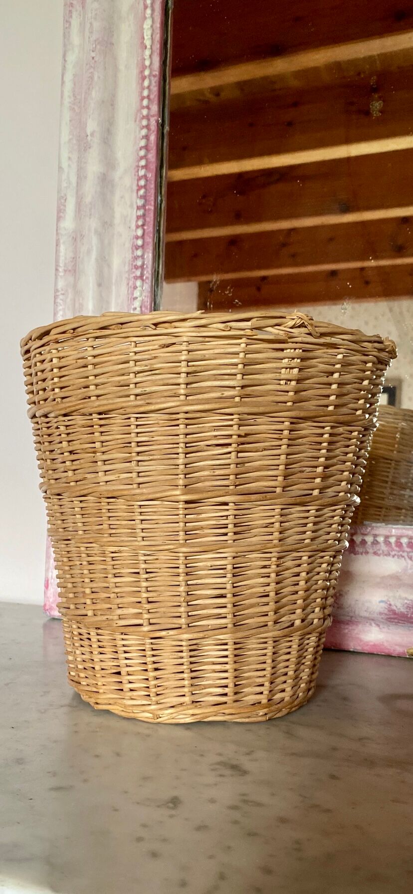 Braided straw basket