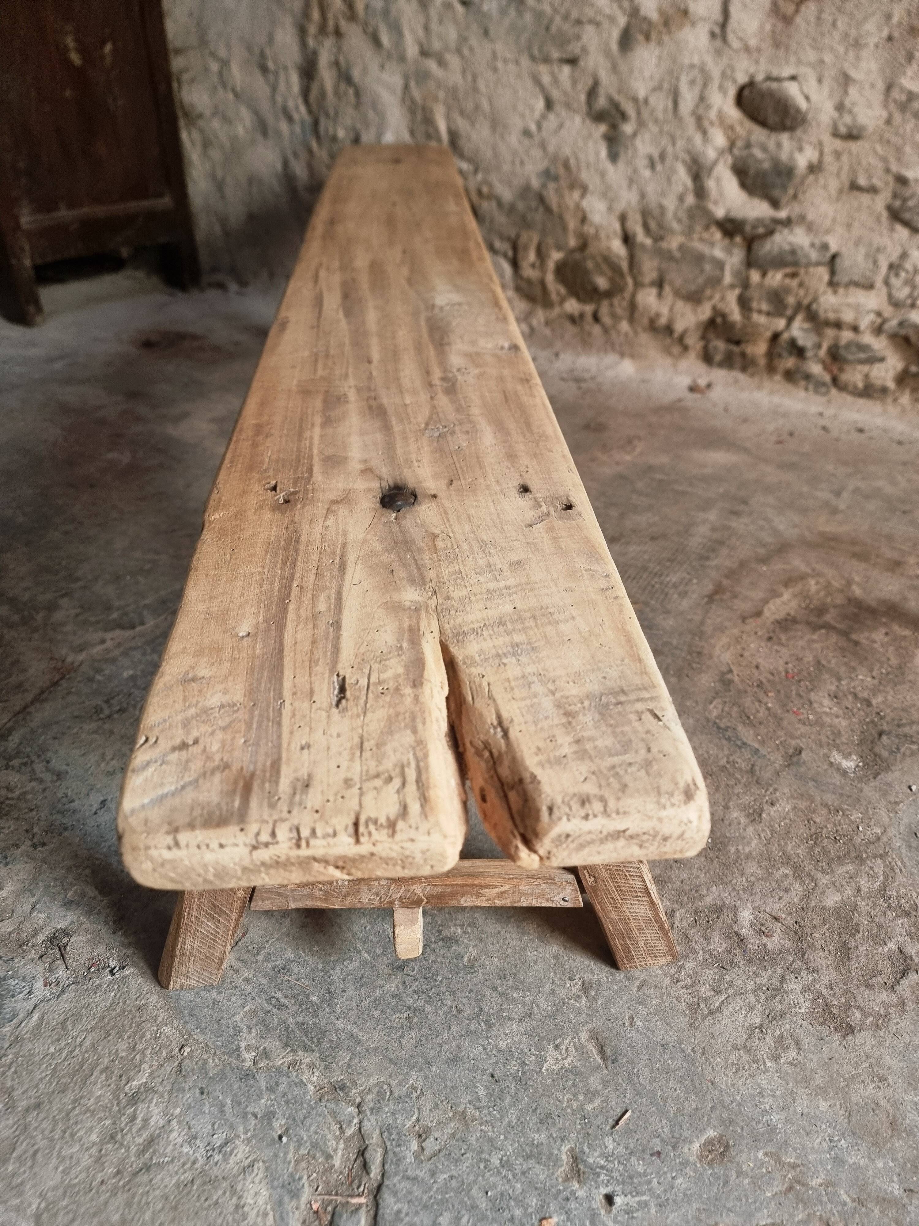 French antique wooden bench – Rustic farmhouse bench – Poplar and chestnut – Late 19th century – 198 cm