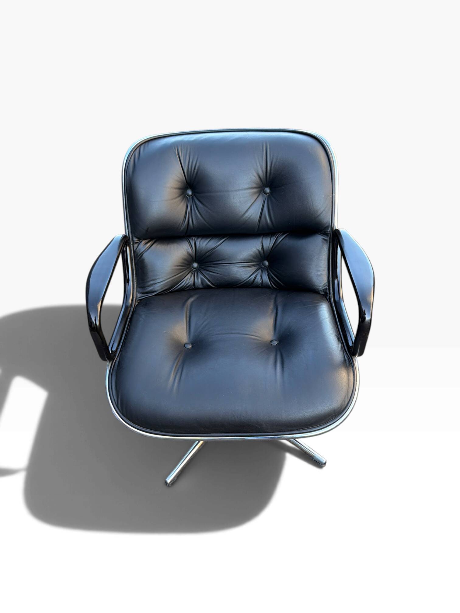Charles Pollock Executive office chair Knoll black leather 1960