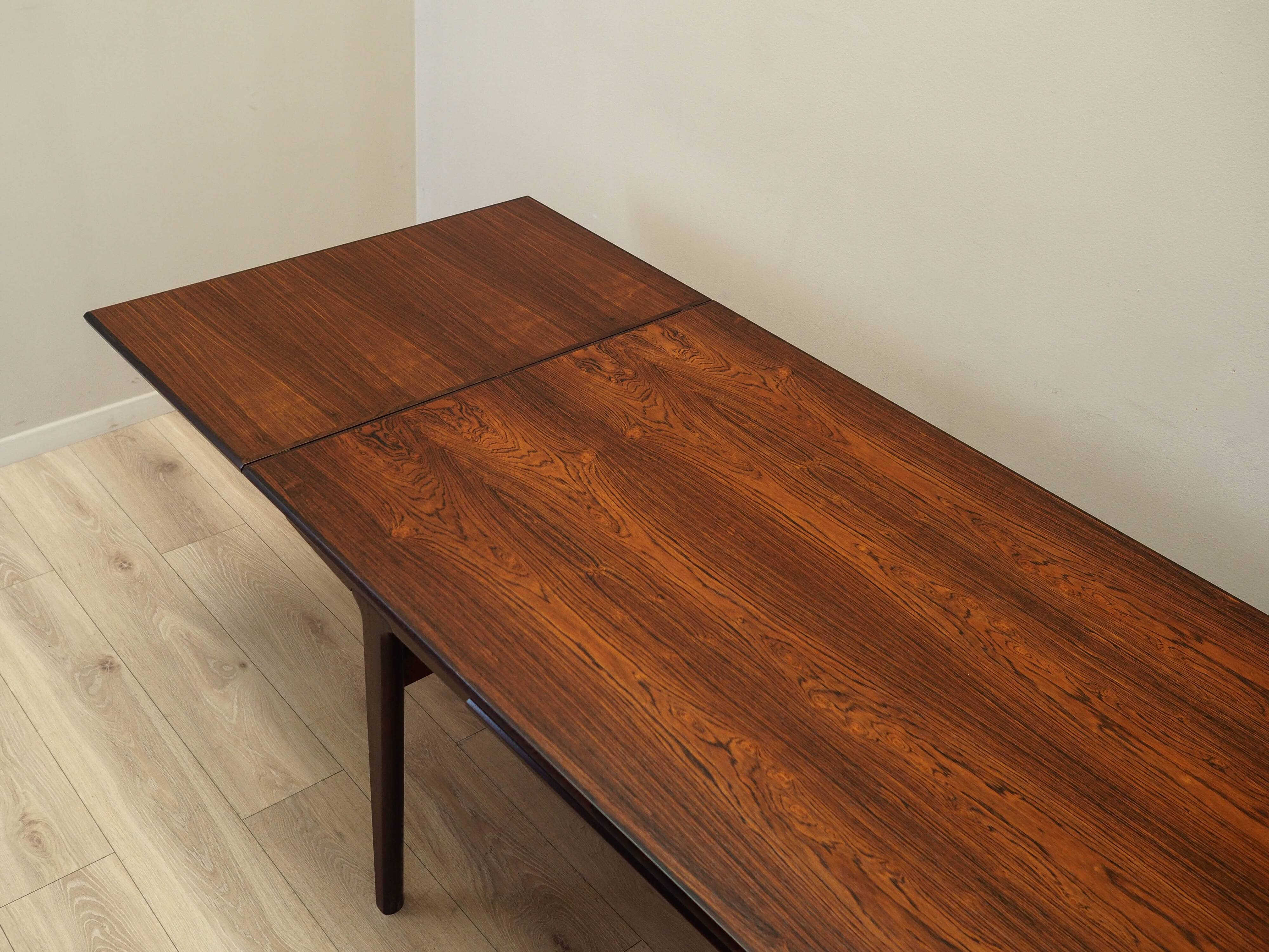 Rosewood table, Danish design, 1960s, designer: Henning Kjaernulf, manufact