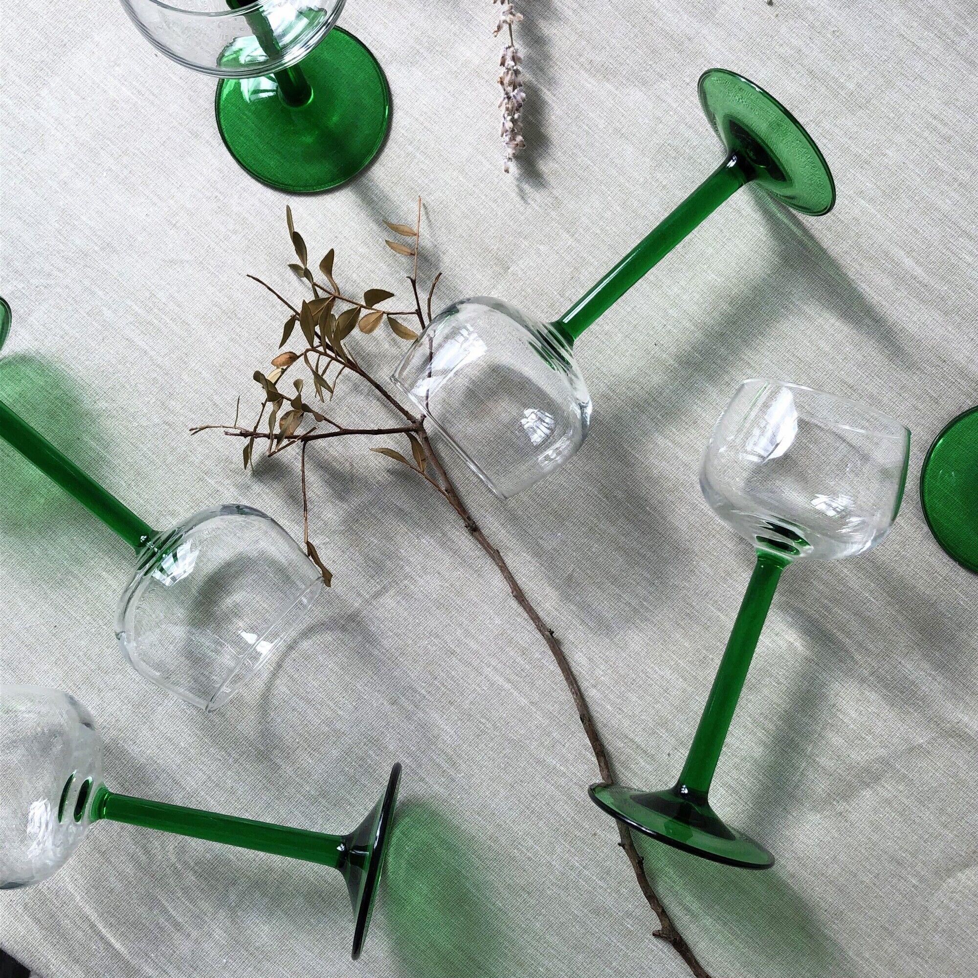 6 elegant green green white wine glasses from Alsace, brand Luminarc Verrerie D'Arques design