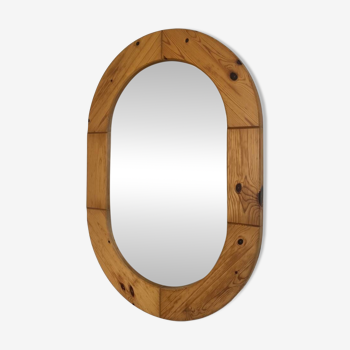 Oval mirror in solid pine from the 70s