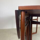 Drop leaf dining table model 20/59 by Peter Hvidt & Orla Mølgaard Nielsen, Denmark, 1950s