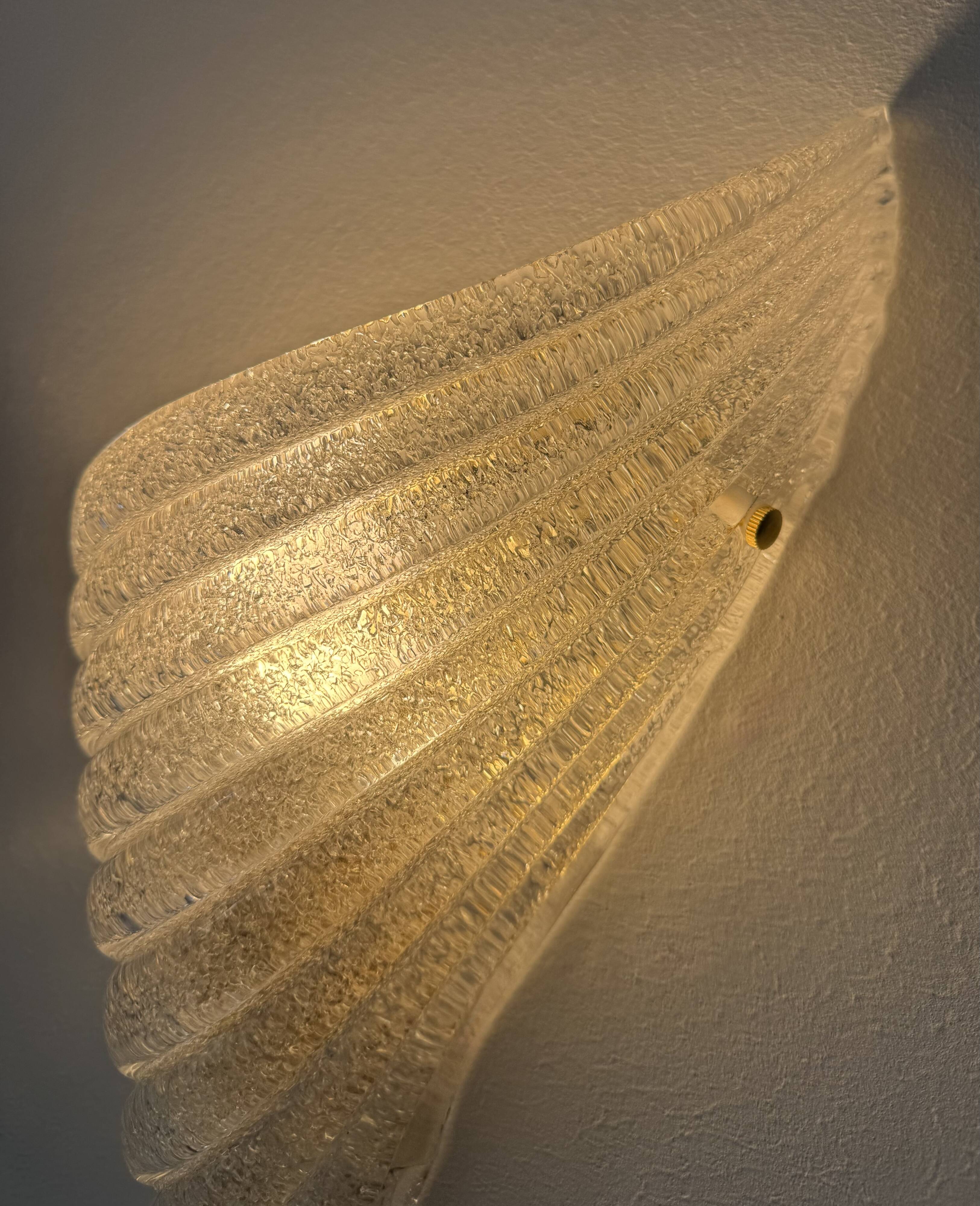 Paire d'appliques vintage moulé pressé, verre de Murano, Italie, 1980