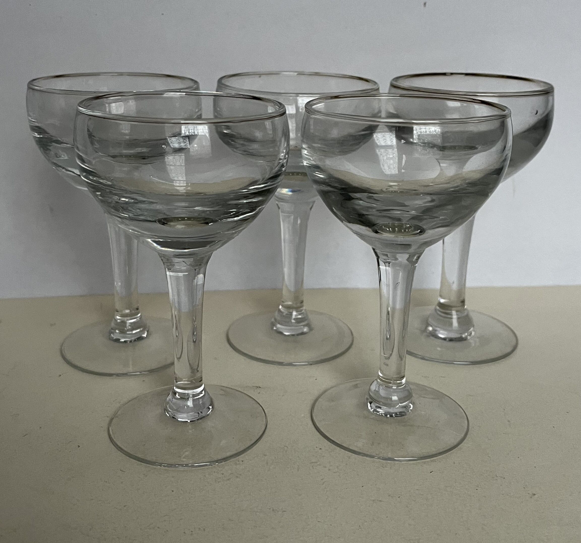 5 glasses of bistro wine