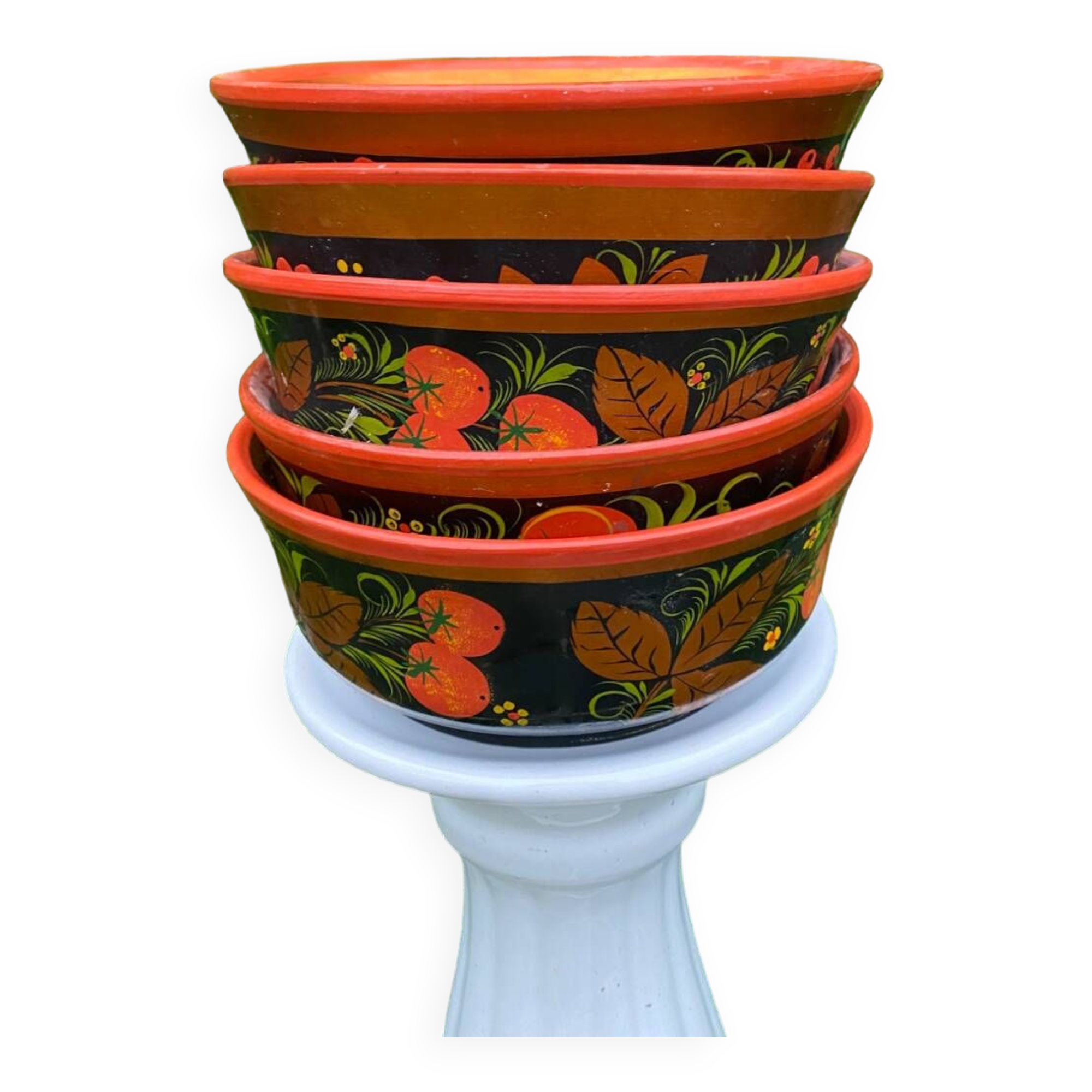 Russian folk art bowls