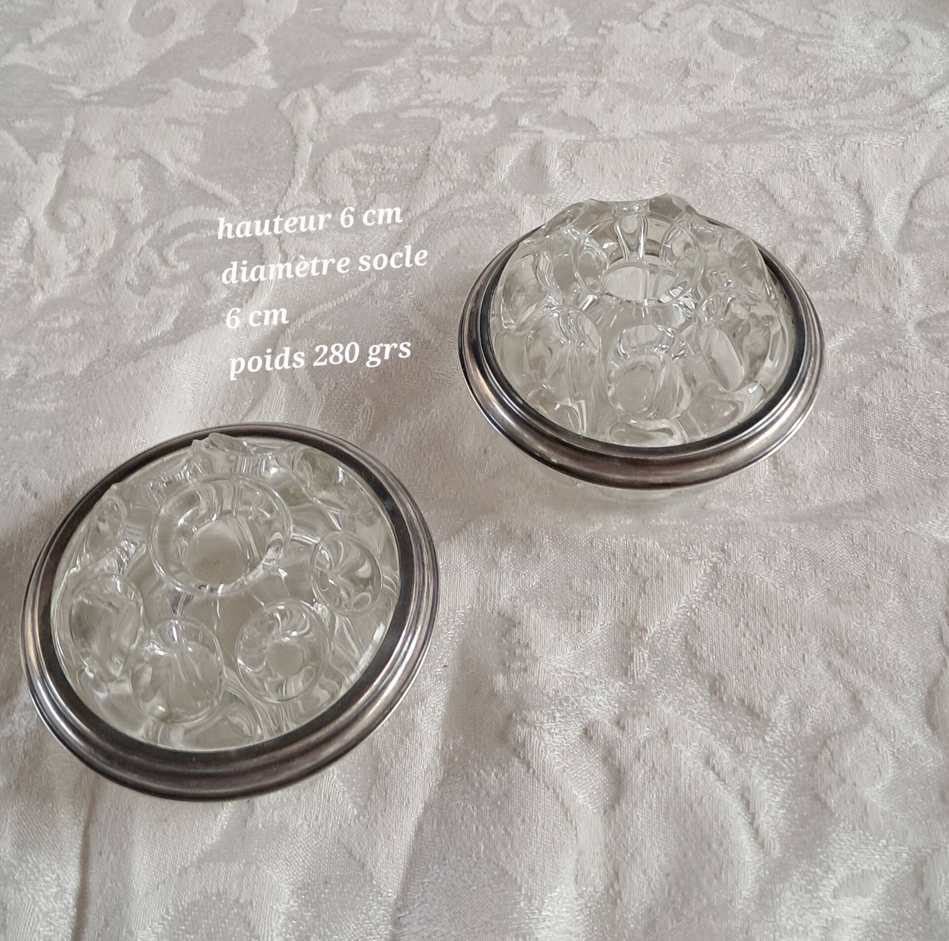 Pair of glass moulded flower vases and silver-plated metal – Art Deco style