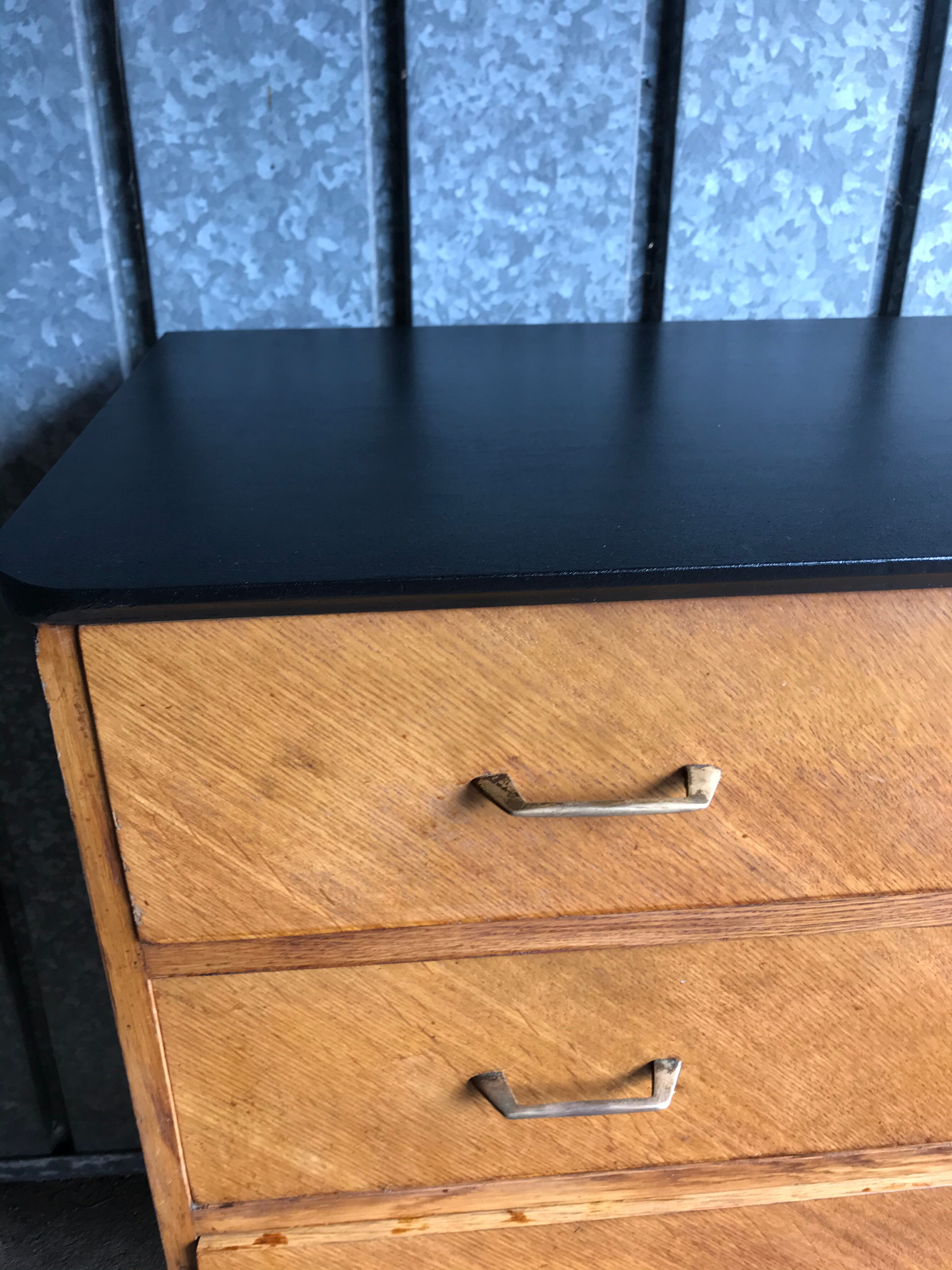 Vintage chest of drawers