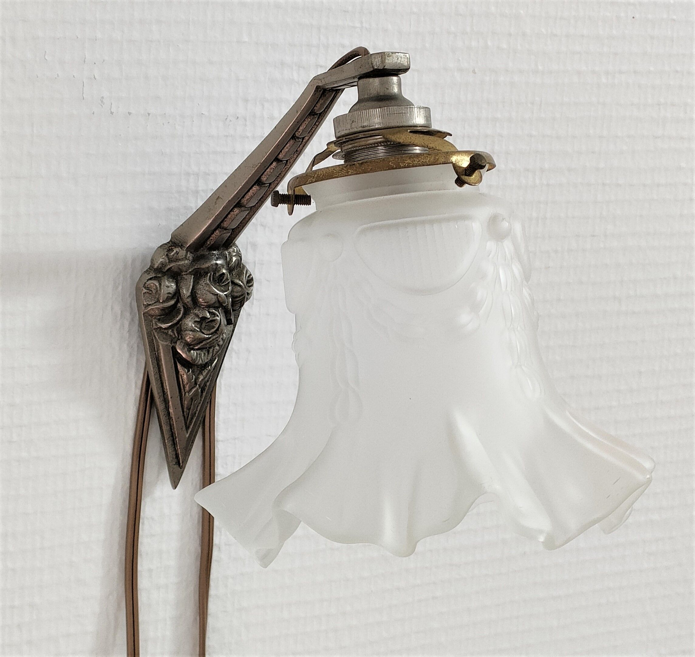 Art Deco wall lamp bronze silver patina and frosted glass