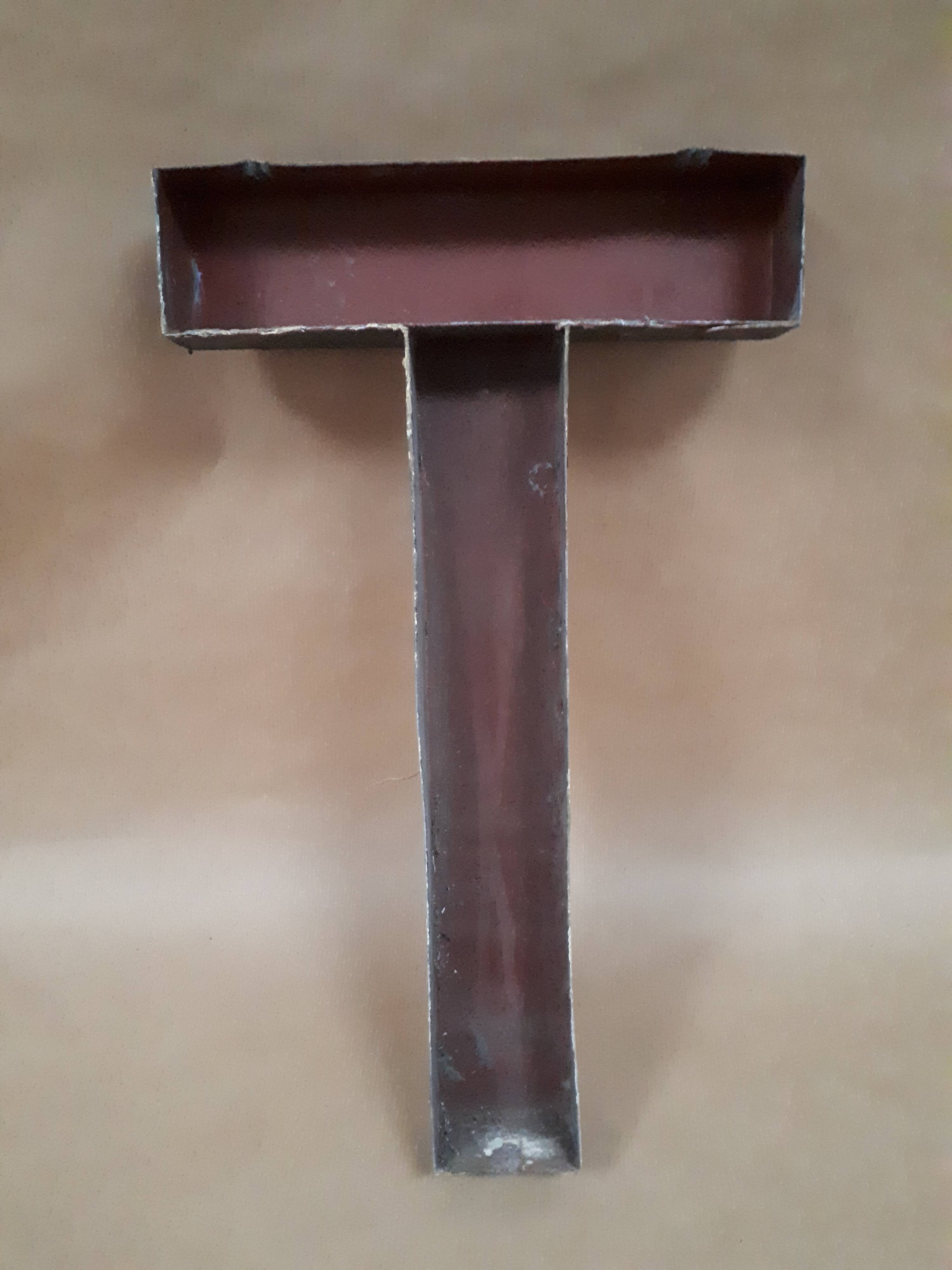 sign letter T metal zinc vintage 1950 1960