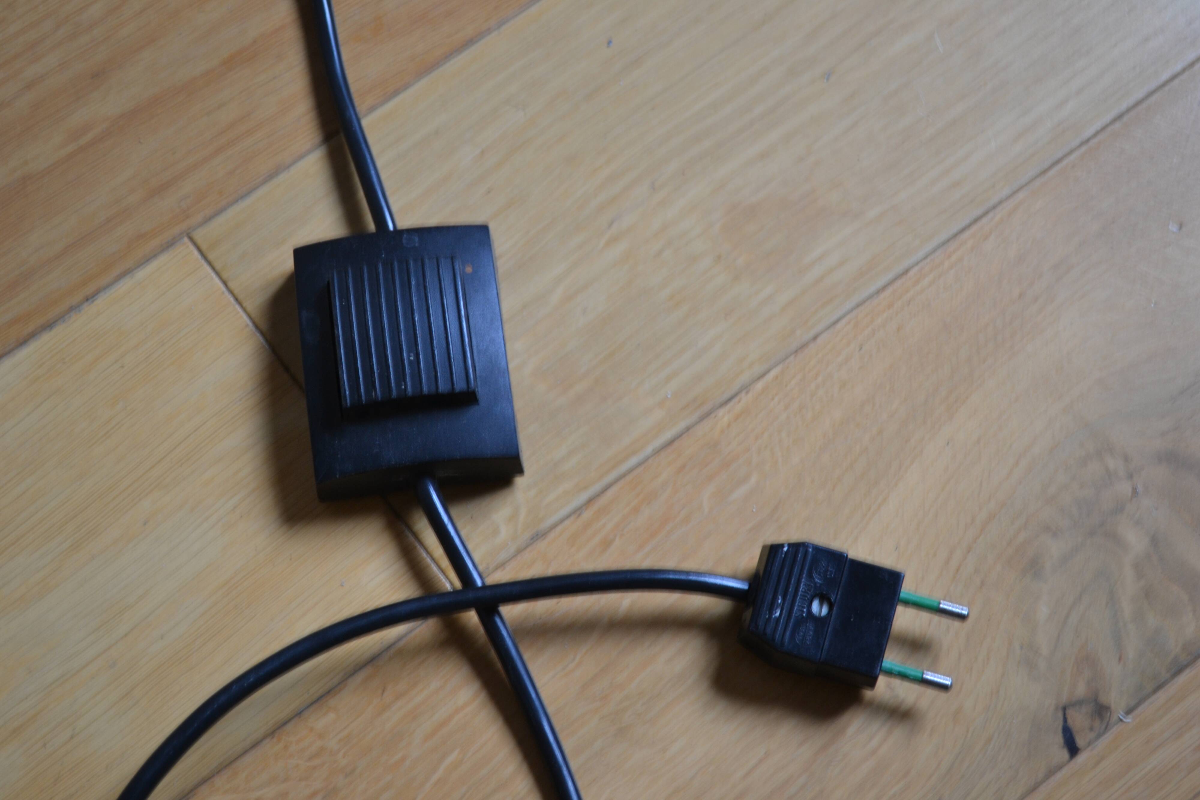 Lampadaire Halogène blanc design DLG 626 Joe Colombo circa 1970