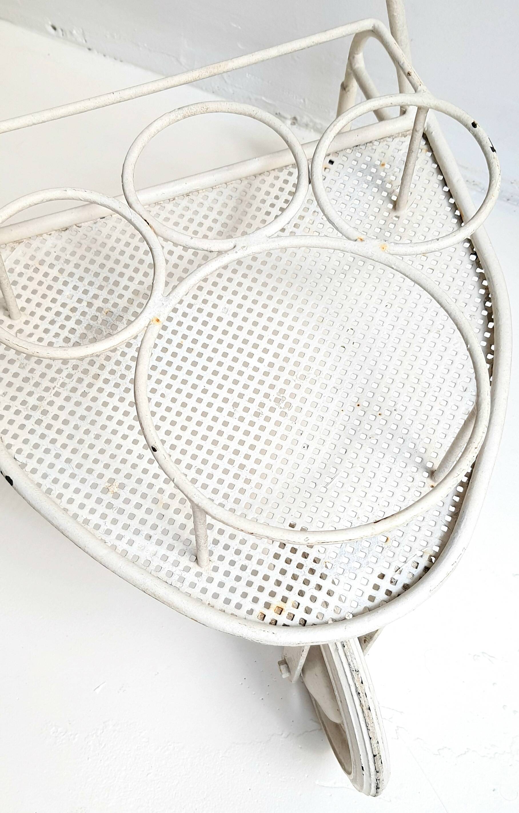 Serving / Rolling bar in white lacquered perforated metal in the style of Matégot Vintage from the 1950s