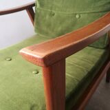 Vintage armchair with Scandinavian shapes