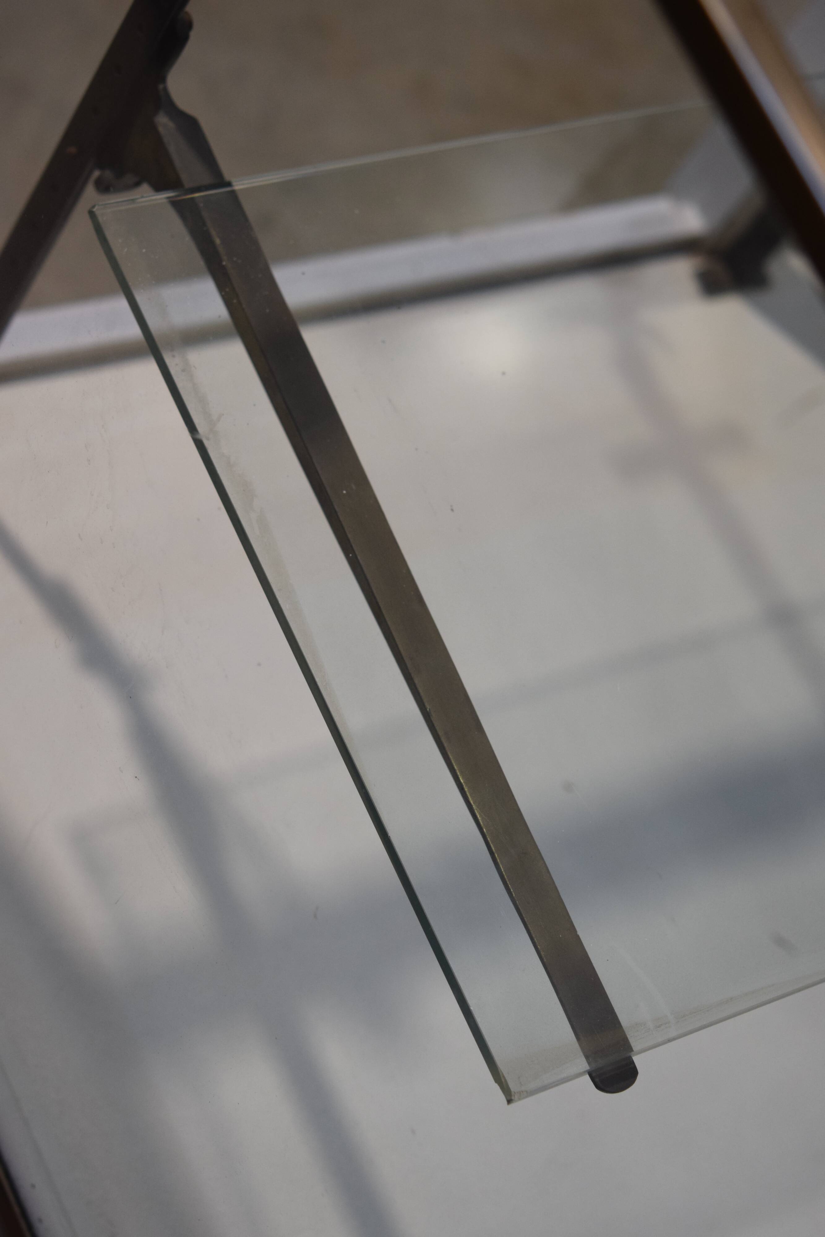 Display cabinet - 1920s