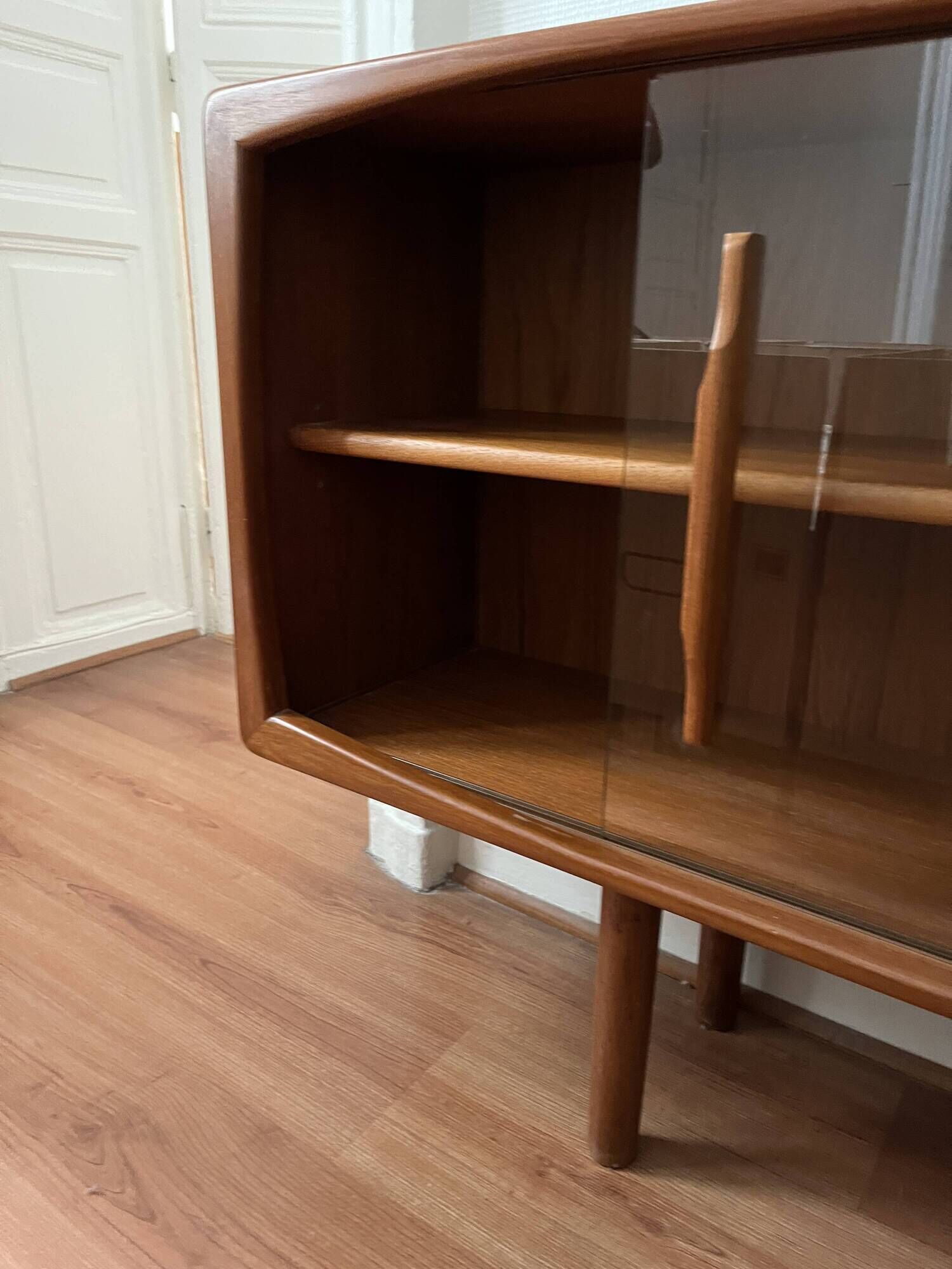 Scandinavian enfilade