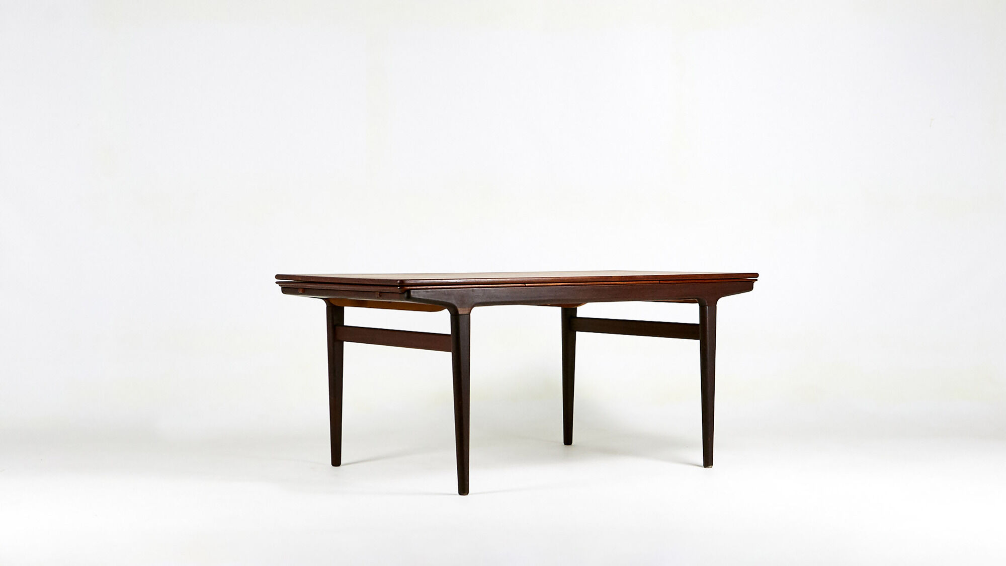 Teak dining table, Johannes Andersen for Uldum Møbelfabrik, 1960