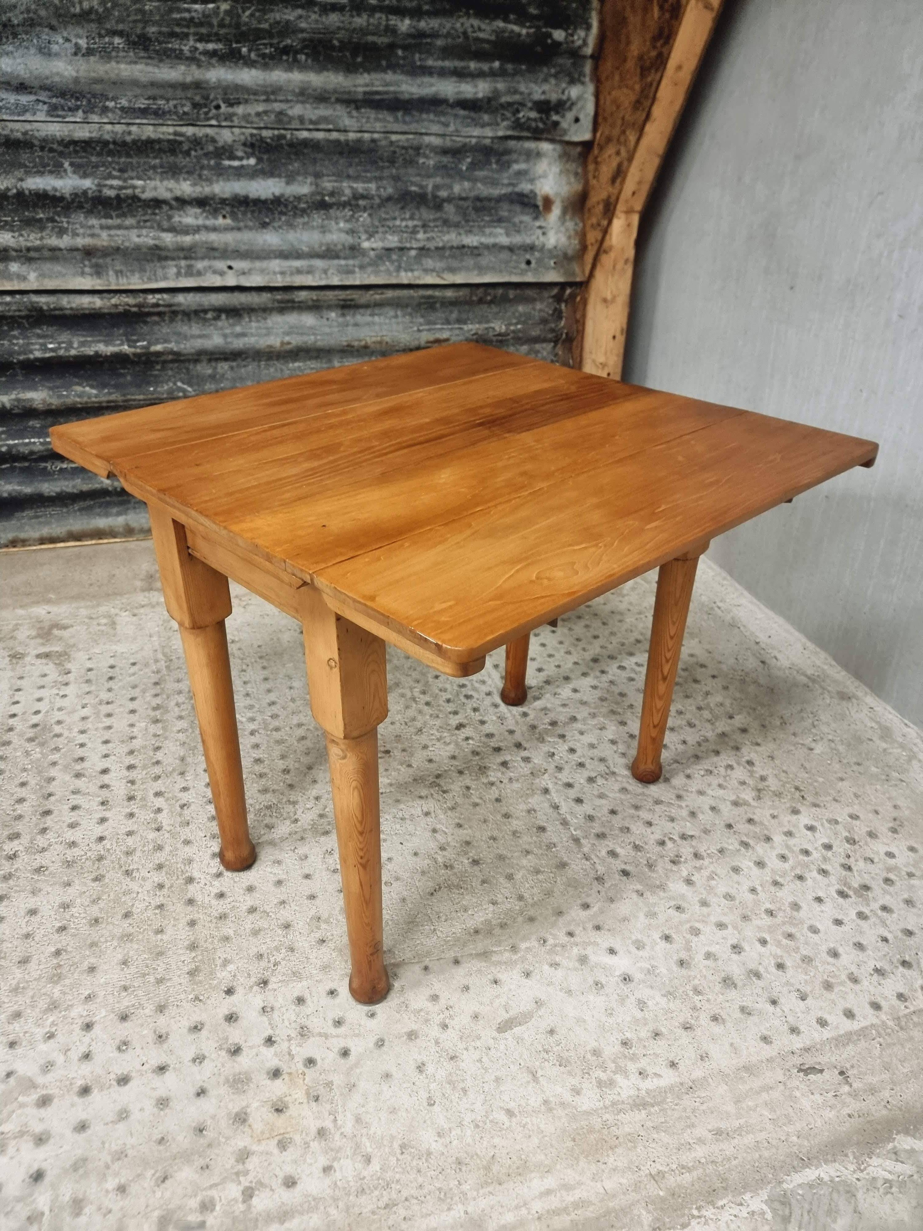 Vintage table folding table dining table side table 90x90cm