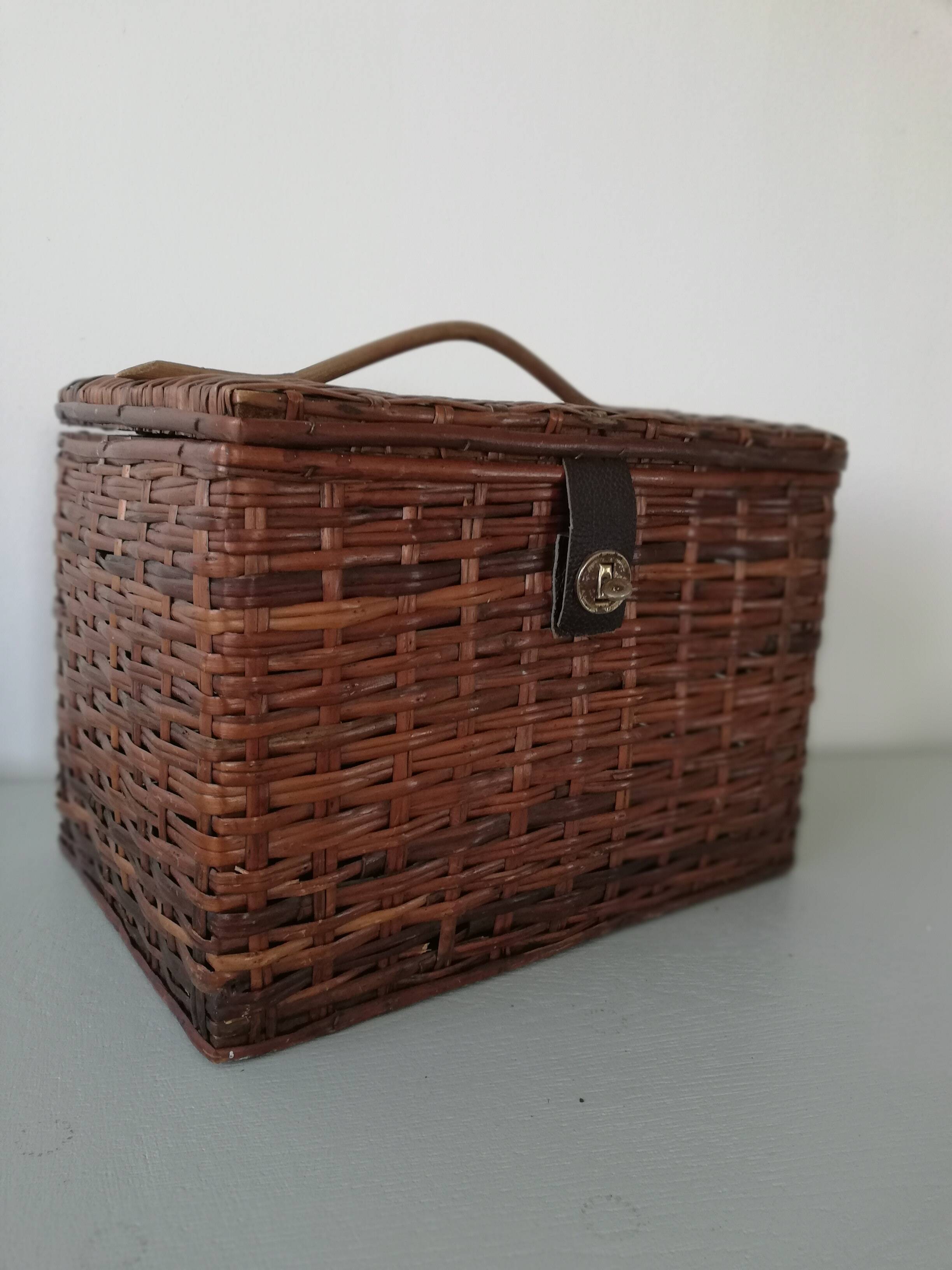 Vintage rattan box