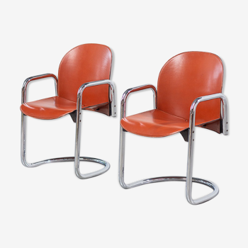Paire de chaises en cuir Tobia Scarpa design Dialogo modernist 1970