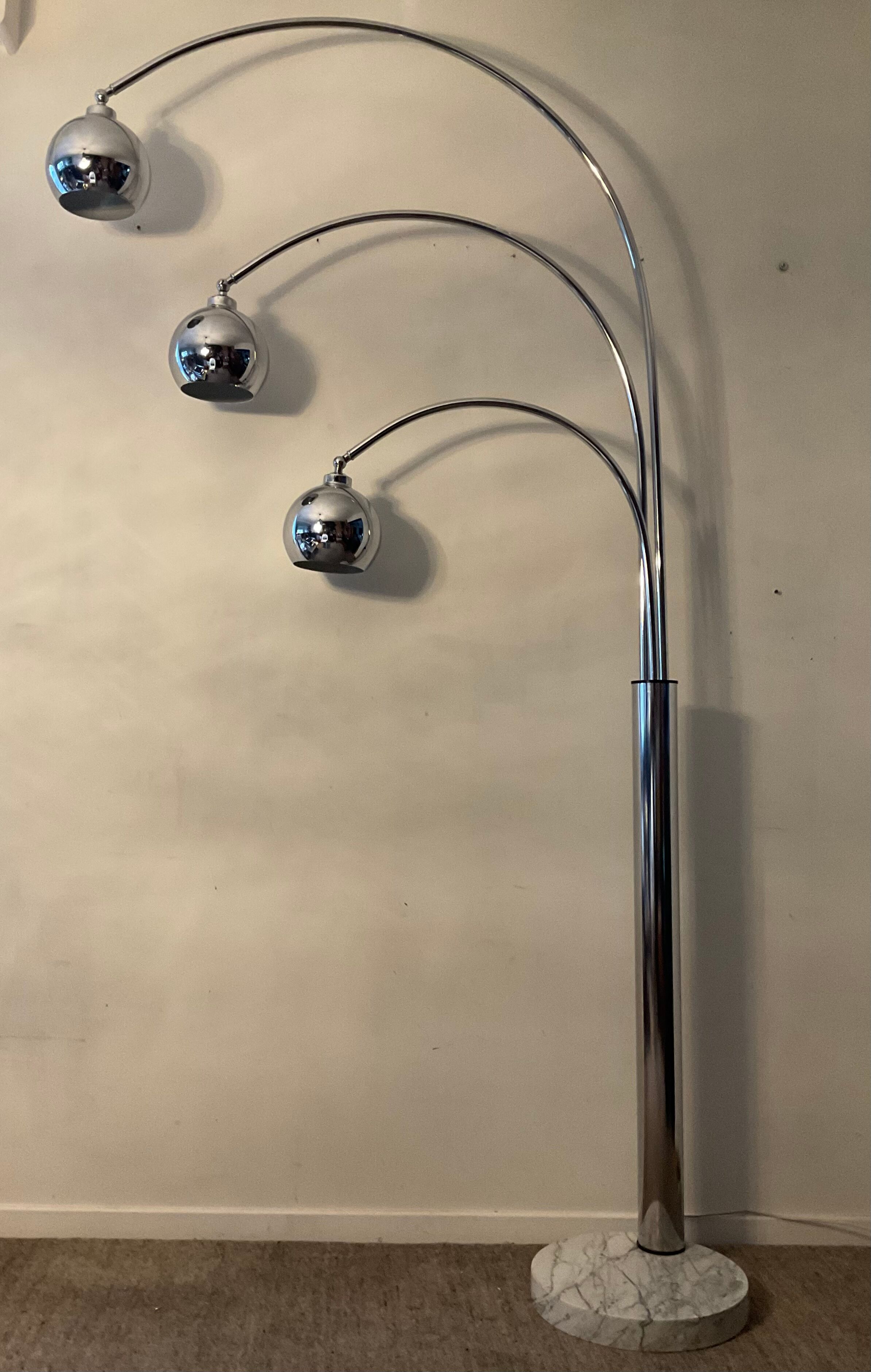 Lampadaire Muguet vintage années 70