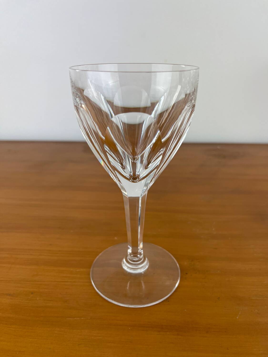 12 crystal wine glasses Lorraine Lemberg Bristol size