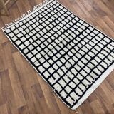 Moroccan rug made of natural wool, handmade, 3x2 m.