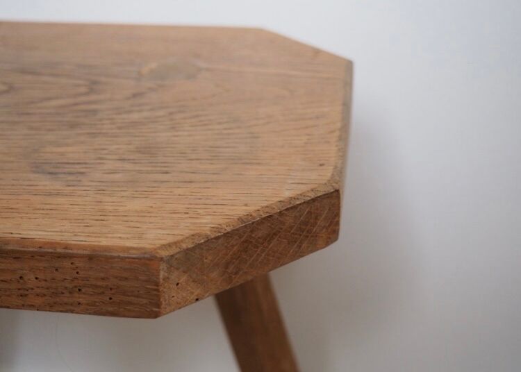 Tripod stool
