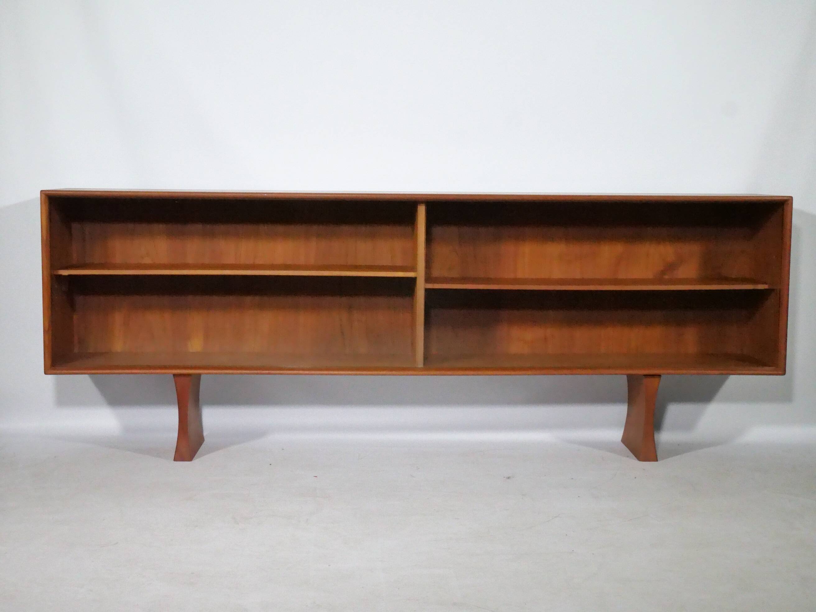 Buffet en teck design danois, vitrine, commode Arne Vodder, années 1960
