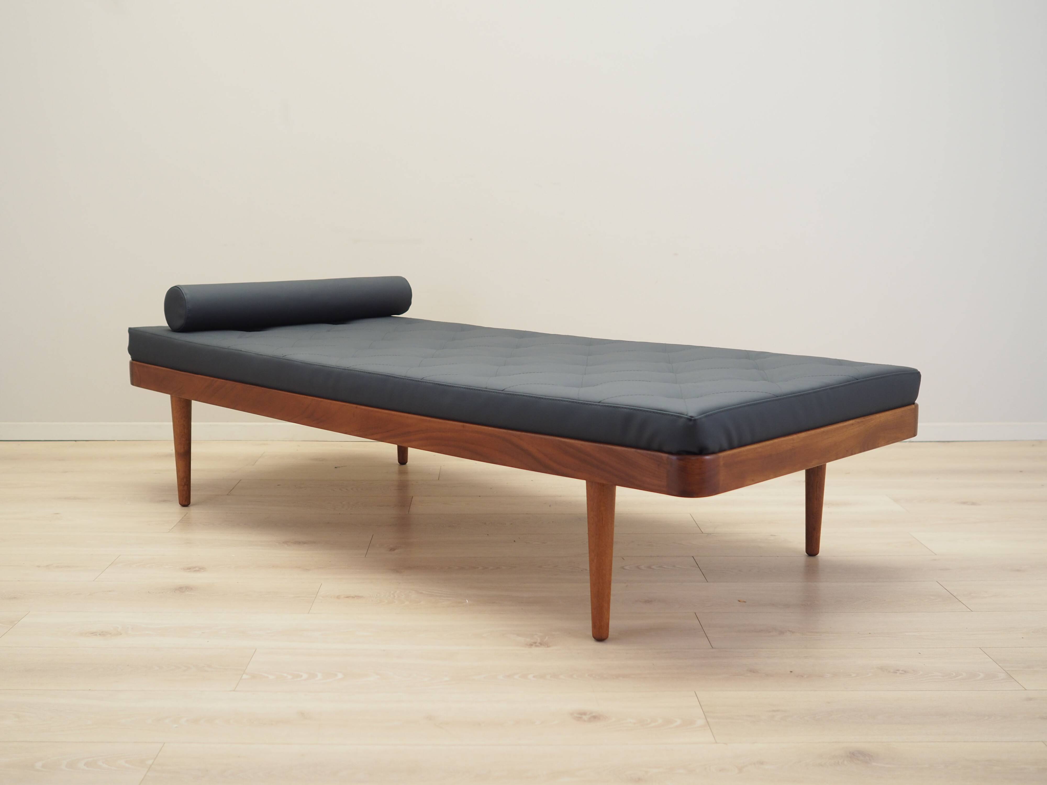 Teak daybed, Danish design, 1970s, production: Denmark