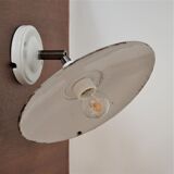 Articulated wall lamp in green enamel and white porcelain