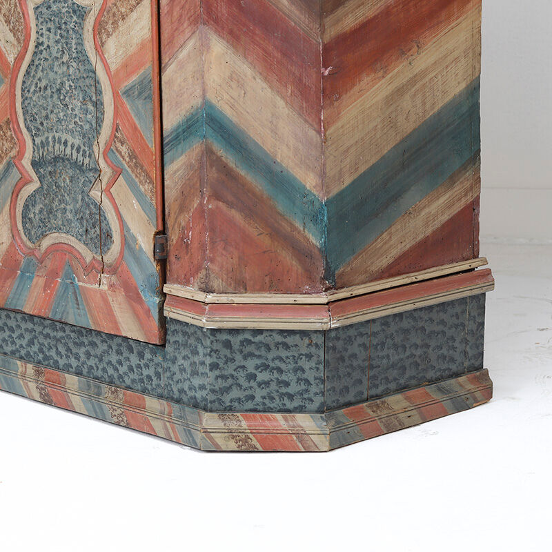 Armoire de mariage peinte en art populaire rustique exceptionnel de 1784