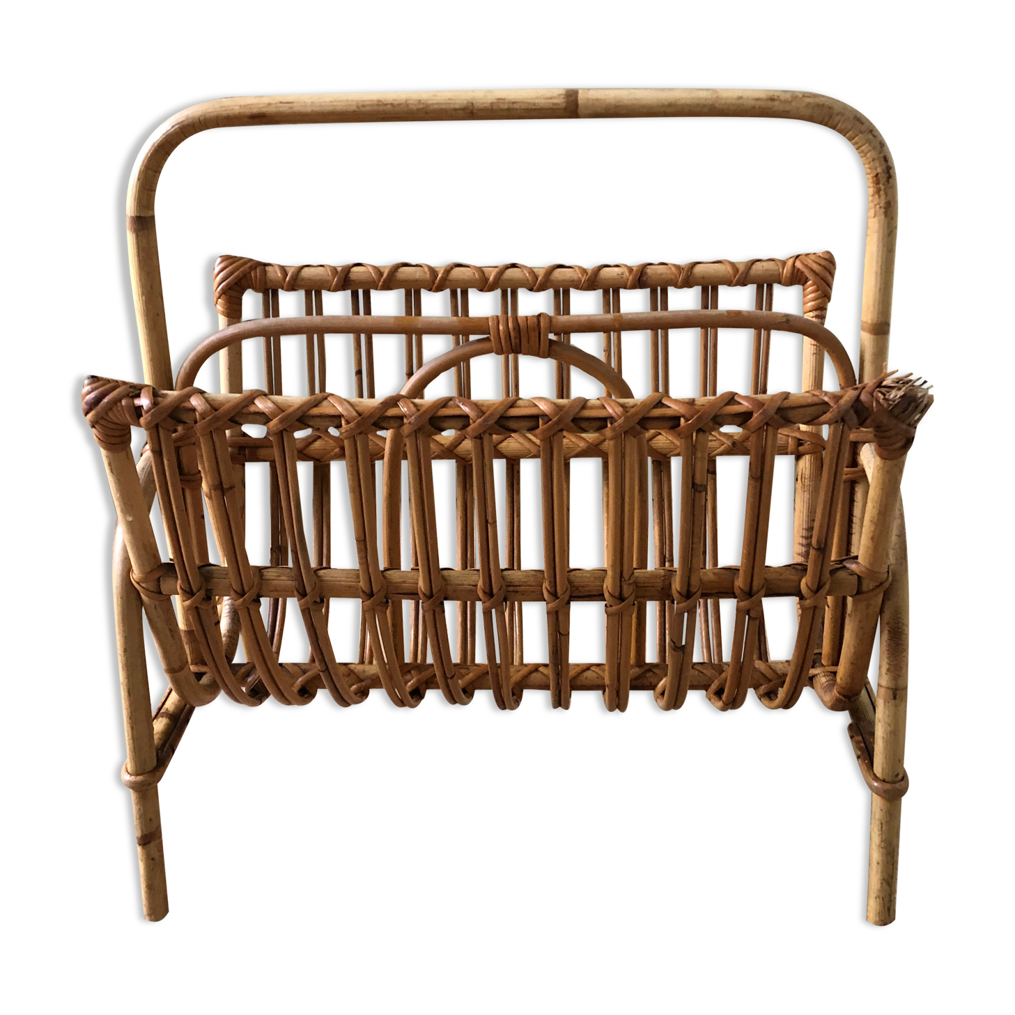 Rattan magazine door