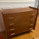 Commode vintage pieds compas