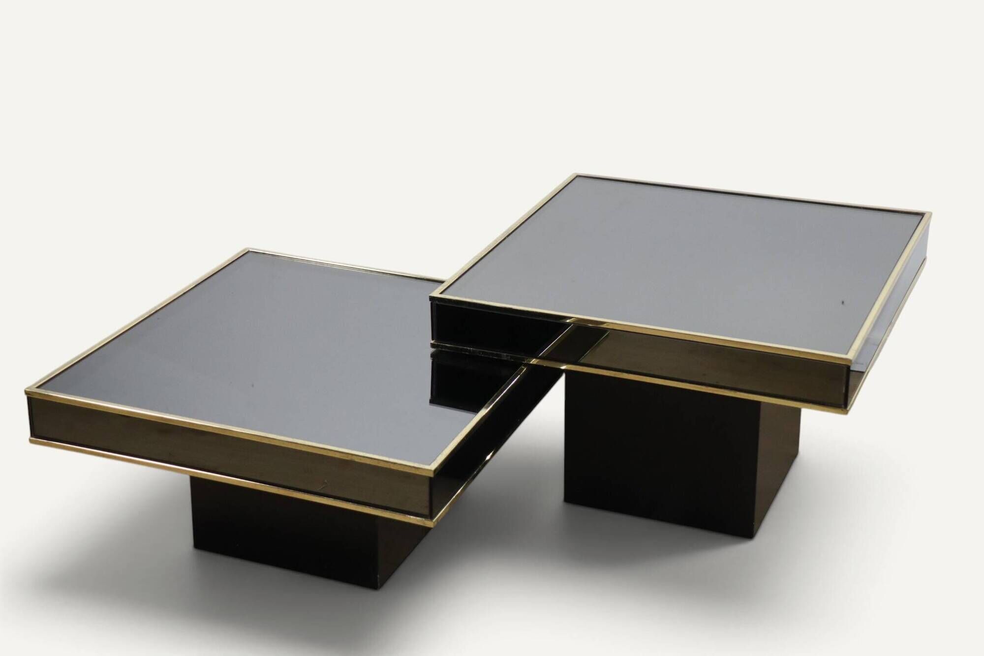 Modular coffee tables edition Cidue, by Willy Rizzo from the 1970s.