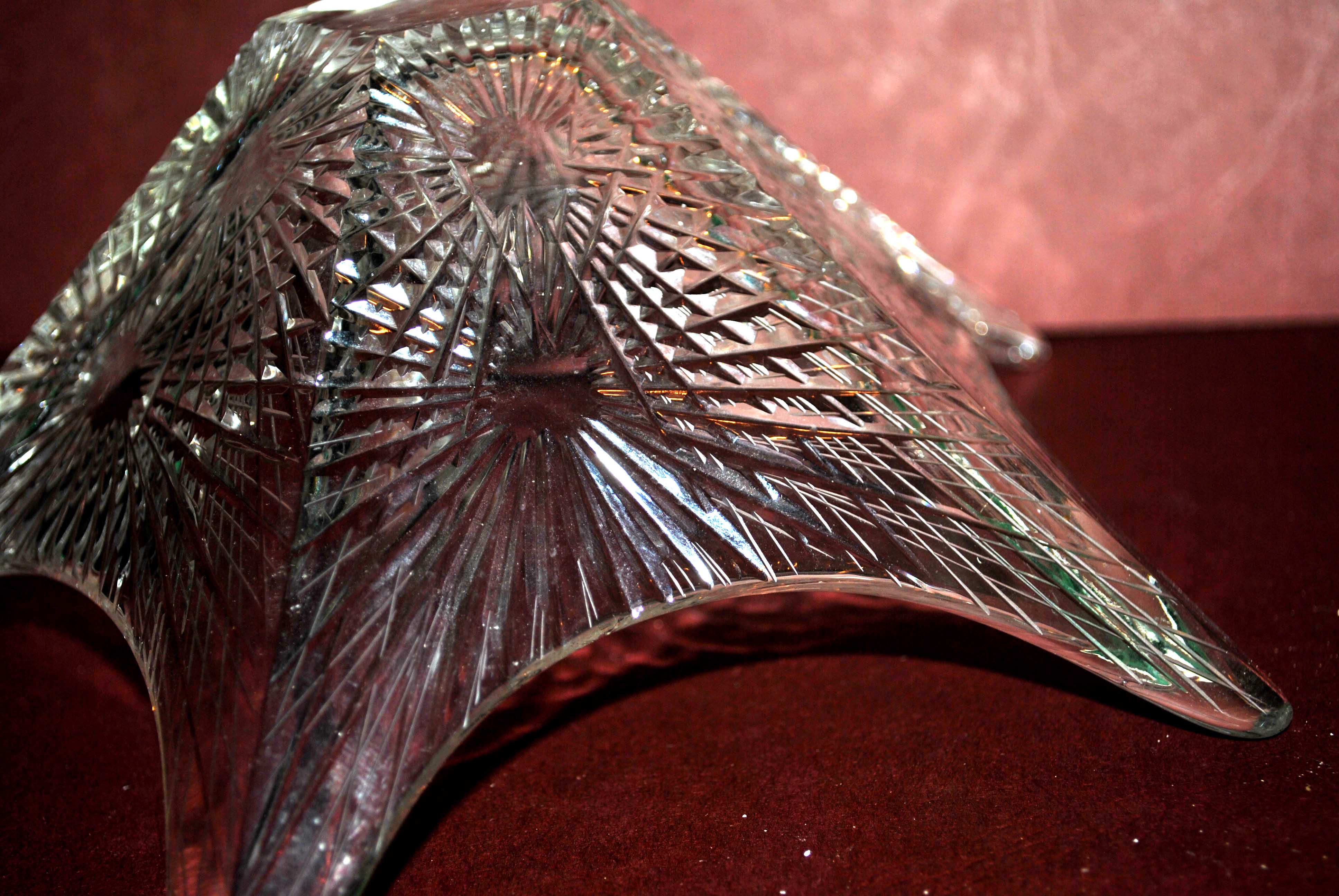 Empty-pocket star in cut crystal Saint-Louis