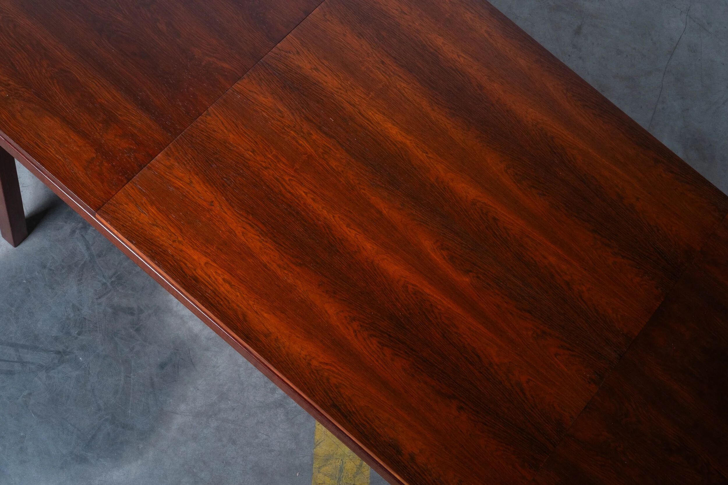 Alfred Hendrickx - Belform extendable dining table