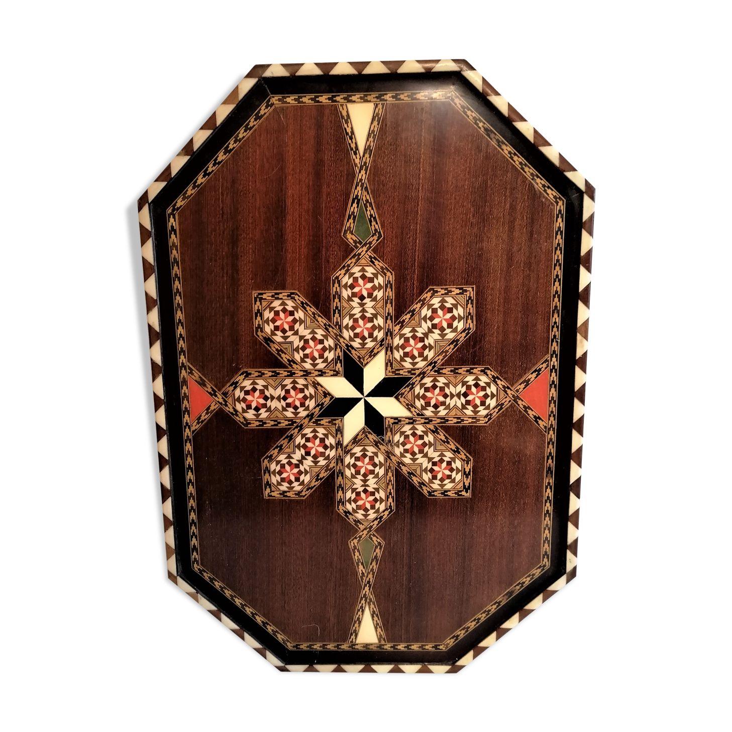 Old oriental plateau in marquetry.