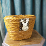 Old Chinese travel tea basket