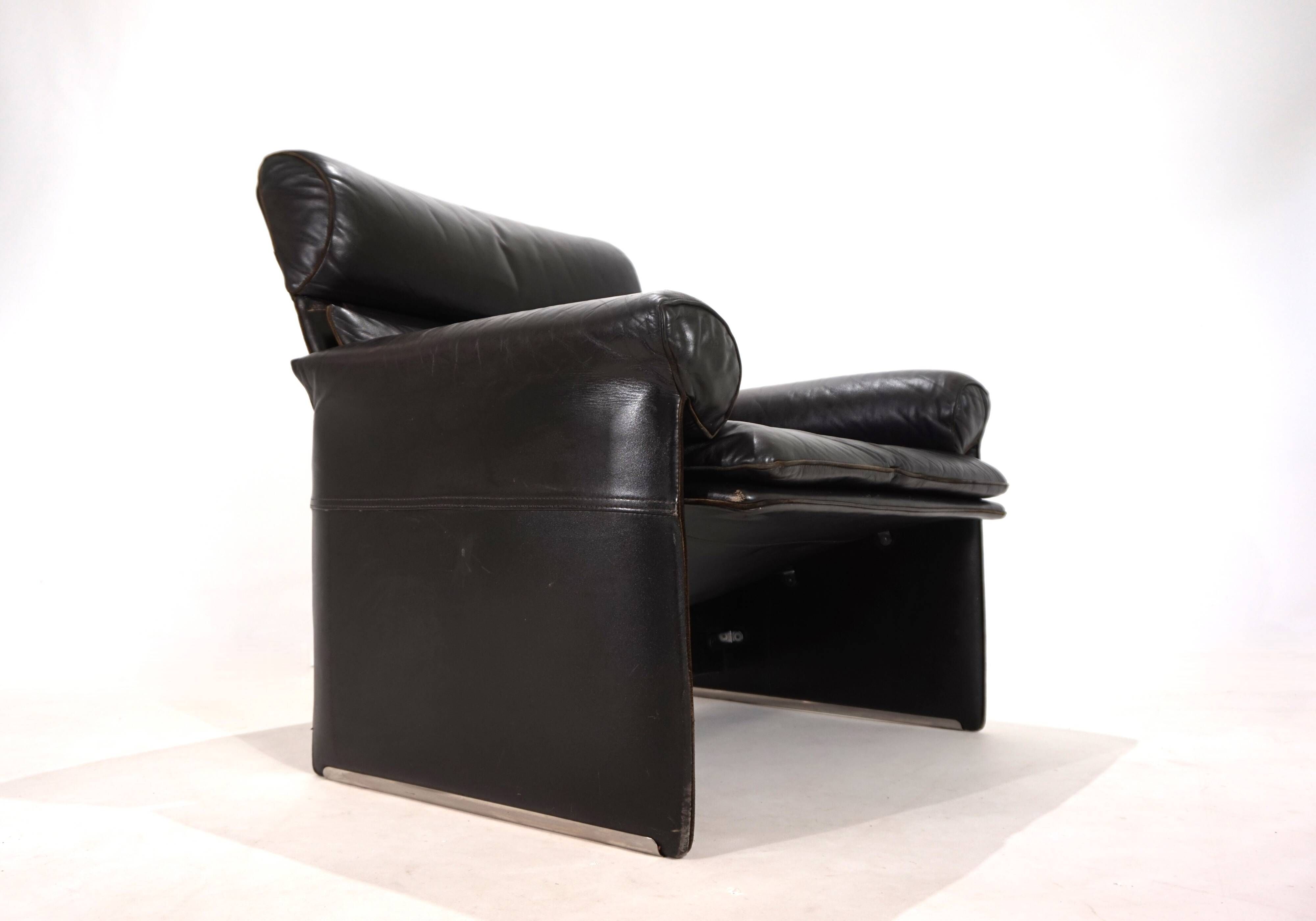 Saporiti Italia leather armchair by Giovanni Offredi, 1970
