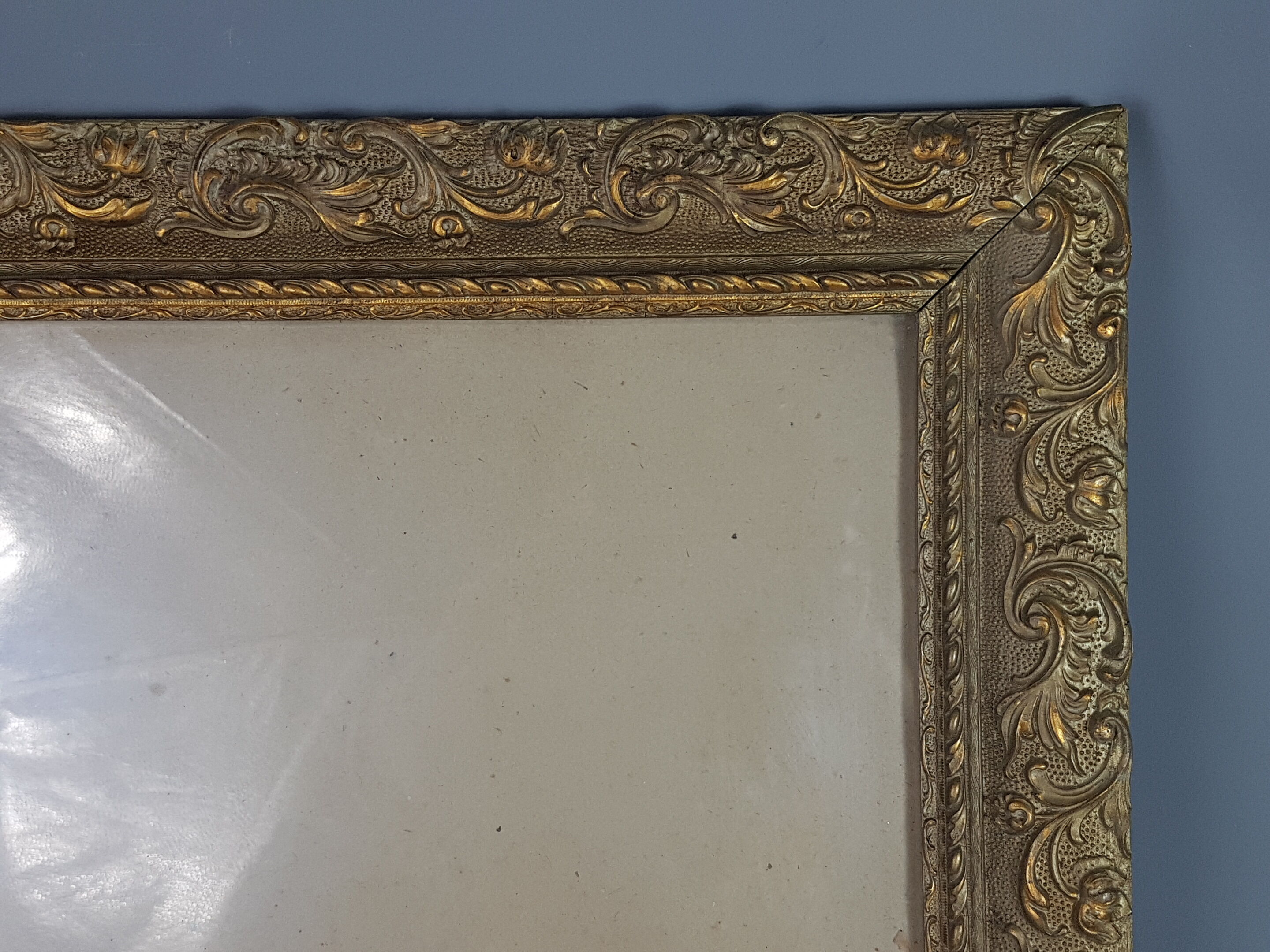 Old wood frame - gilded stucco - glass 61x51 cm leaf 50.5x40 cm SB 113