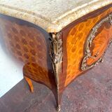 Curved chest of drawers Louis XV style marquetry with cube bottom XX century
