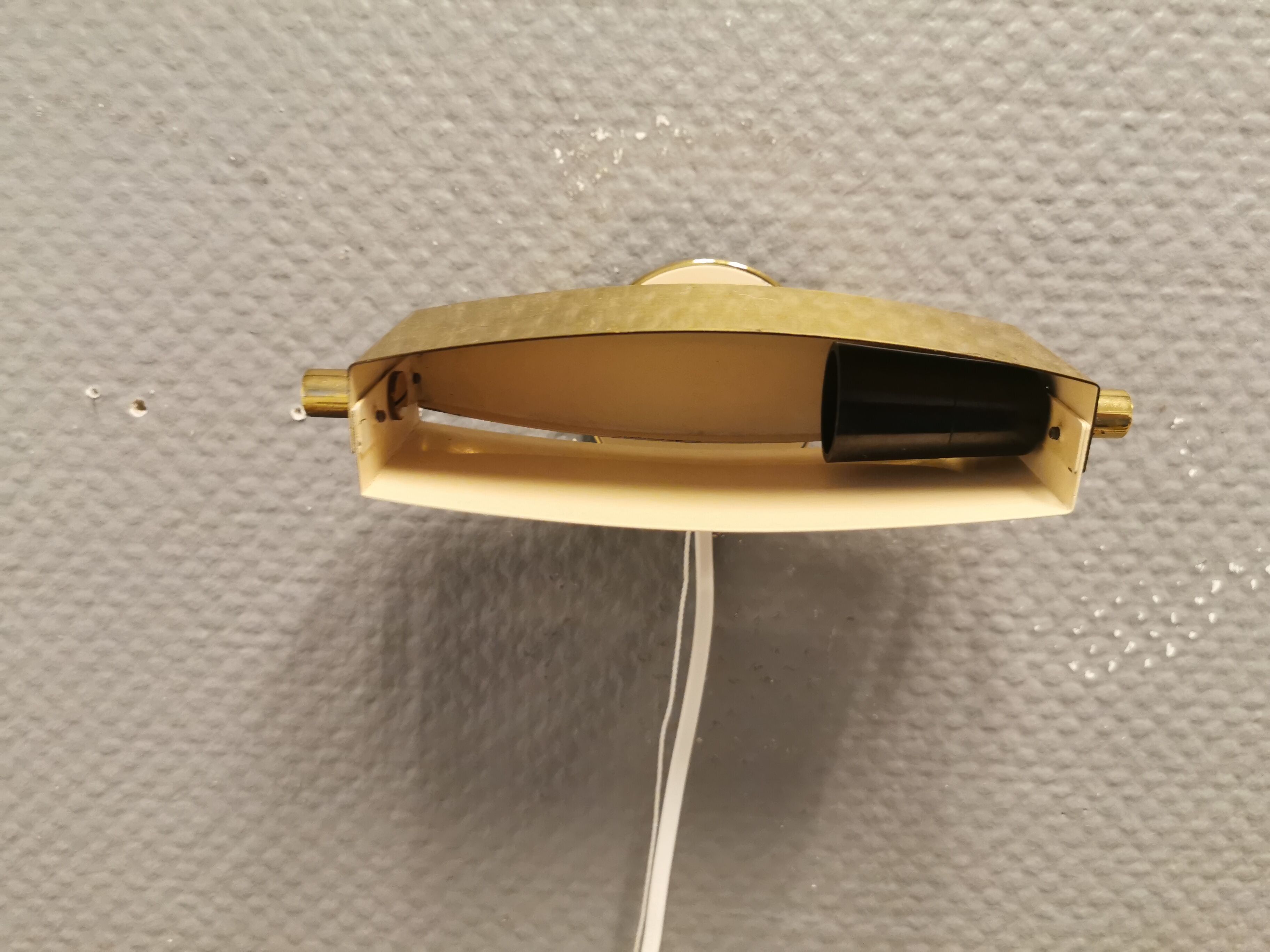 Small wall lamp made of brass, Danish design, estimated from the 1930