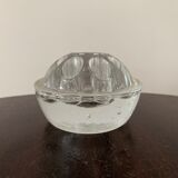 Pique-fleurs en verre ancien