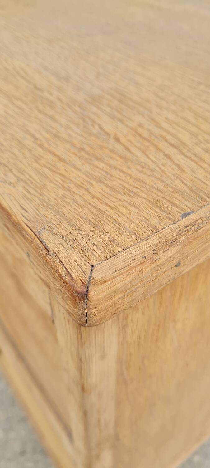 Raw oak chest