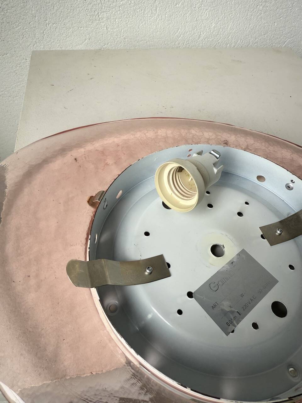 Pink glass wall lamp 1970s Gamma