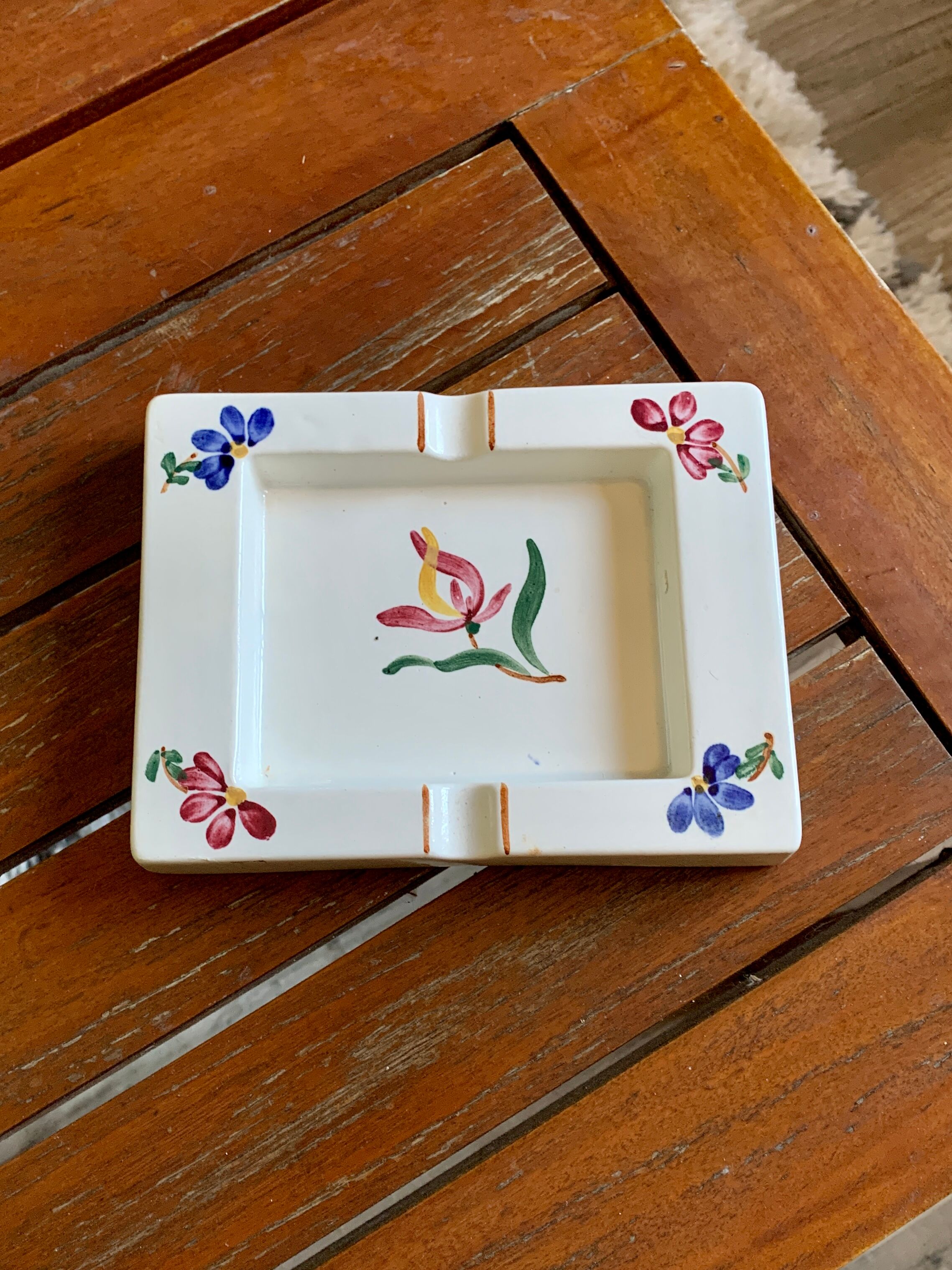 Digoin earthenware ashtray model Flowers
