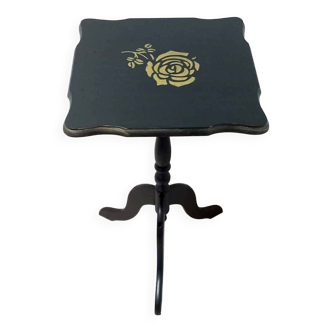 Revamped vintage selette pedestal table